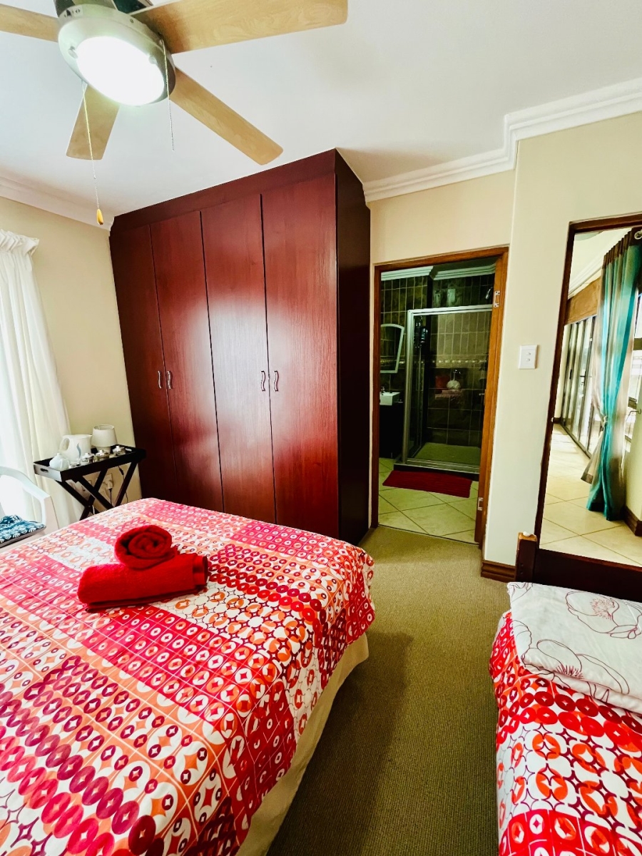 6 Bedroom Property for Sale in Tergniet Western Cape